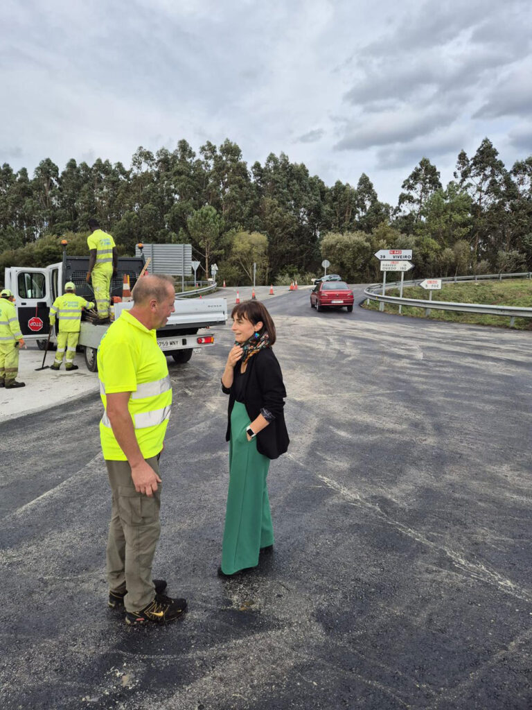 O Concello de Barreiros mellora o parque empresarial cun investimento de 83.000 euros 5 Foto 2 visita parque empresarial