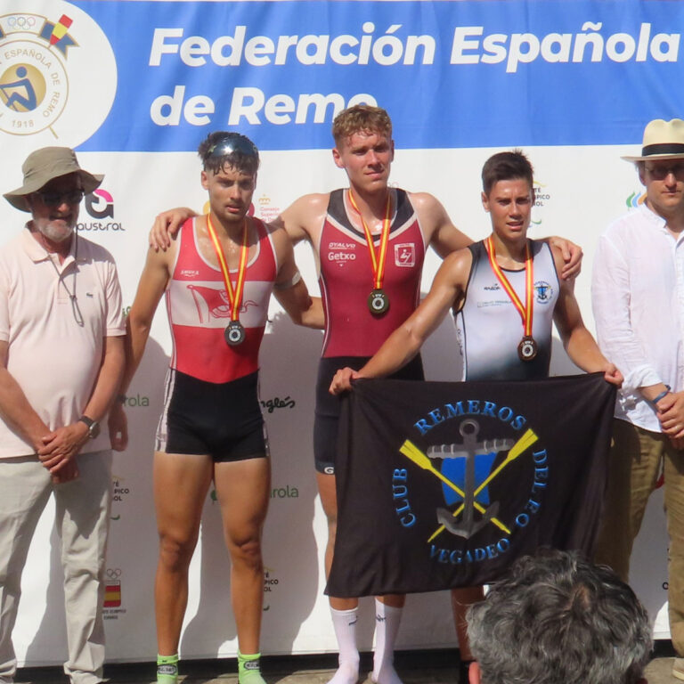 PODIUM DANIEL